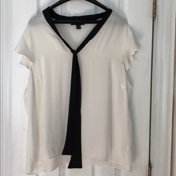 Atmosphere Tops - 🌟Atmosphere size 16 blouse.  Off white w/